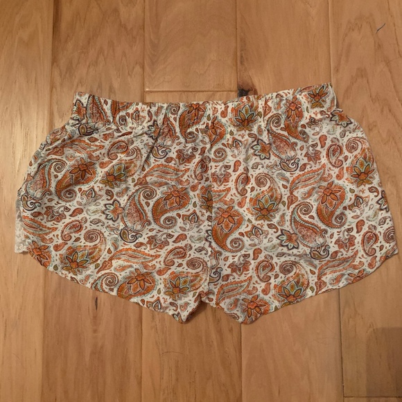 Paisley Patterned Shorts - Picture 2 of 2